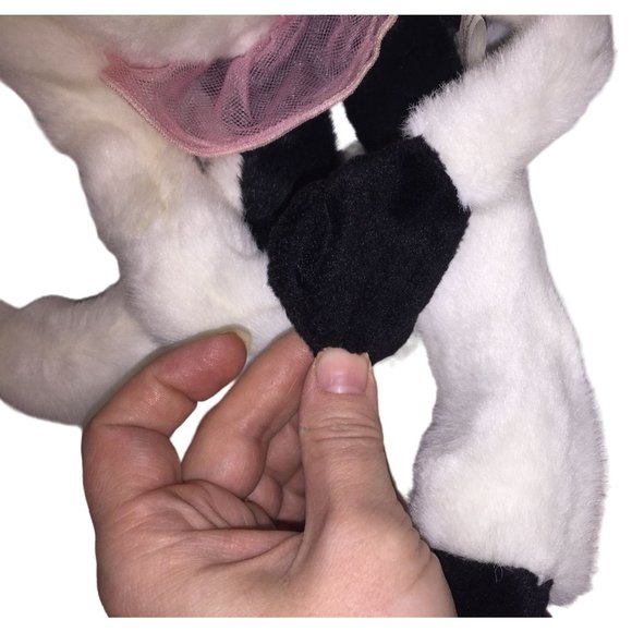 Vintage WILD REPUBLIC White and Black Lemur with Yellow Eyes, Black Tail and Pin - Picture 5 of 10